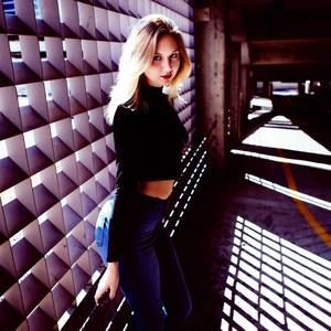 Meet your Posher, Jillian